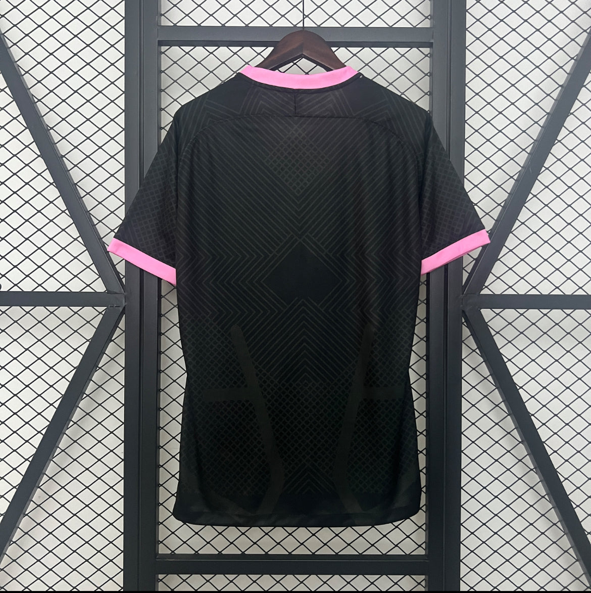 Maillot Inter Milan serpent rose et bleu