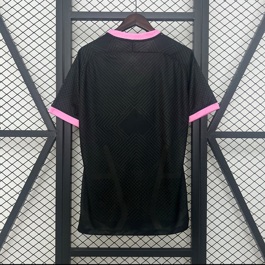 Maillot Inter Milan serpent rose et bleu