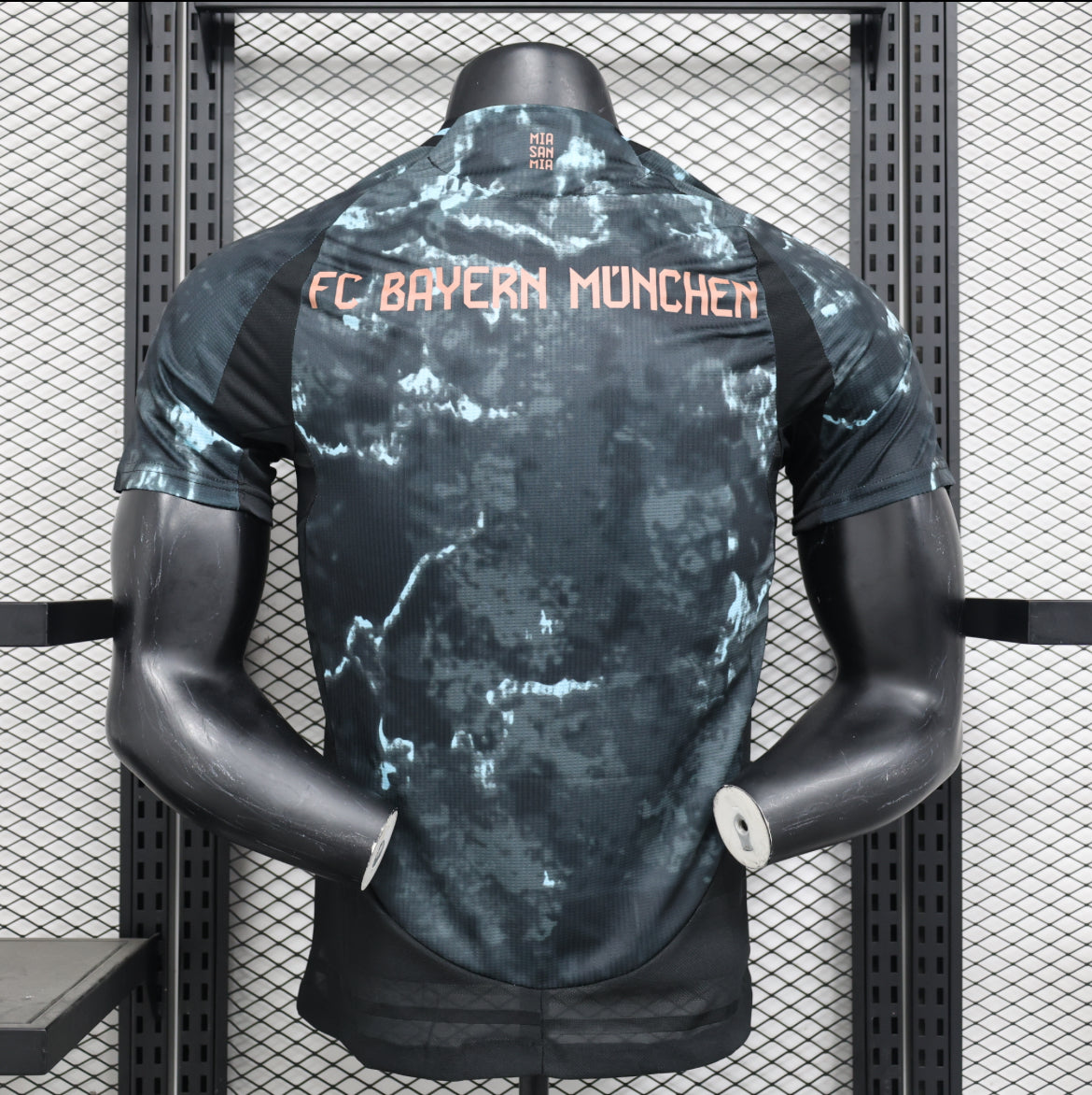 Maillot Bayern Munich 24-25 extérieur version player