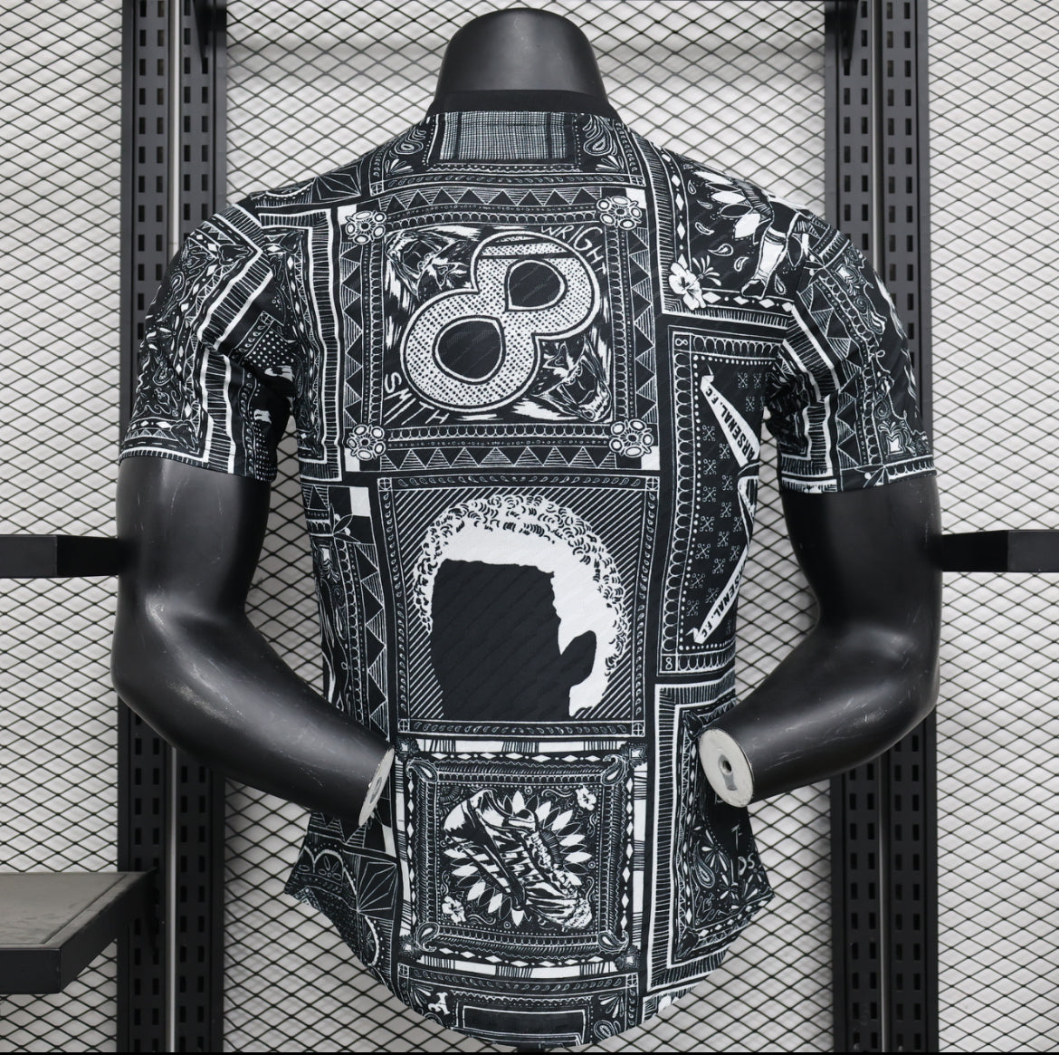 Maillot Arsenal concept noir et blanc version player